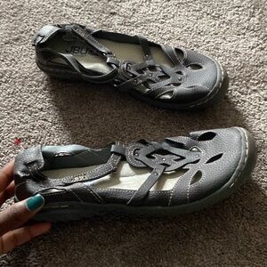 JBU Shoes SIZE 7
